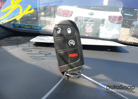 2021 Jeep Renegade Islander 4X4 from USA, damaged, VIN ZACNJDBB9MPM67102